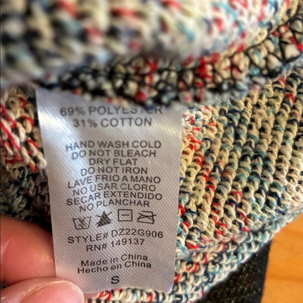 Double Zero Charcoal Cropped Pullover Small, Nwot - image 5